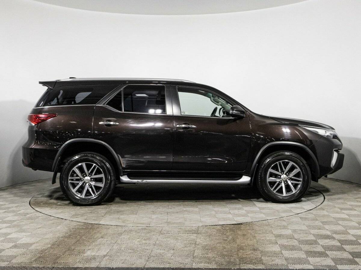 Toyota Fortuner, 2017 - 72 296 км. | Фото №4