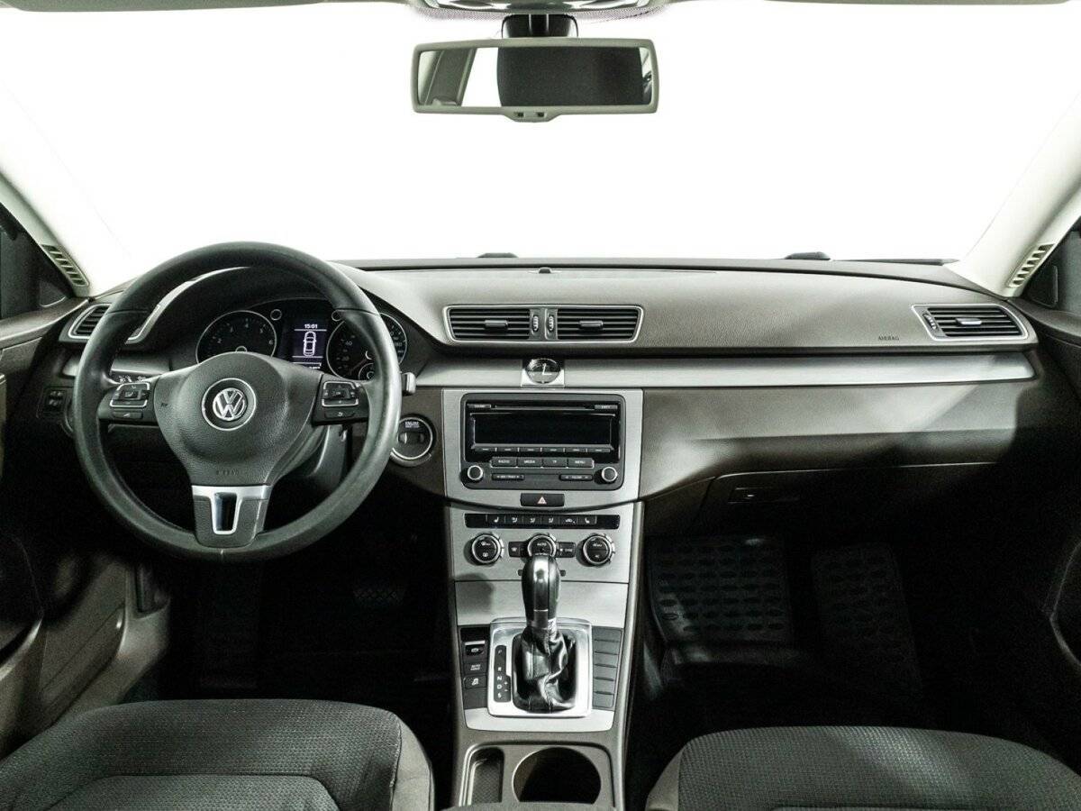 Volkswagen Passat, 2011 Фото №13