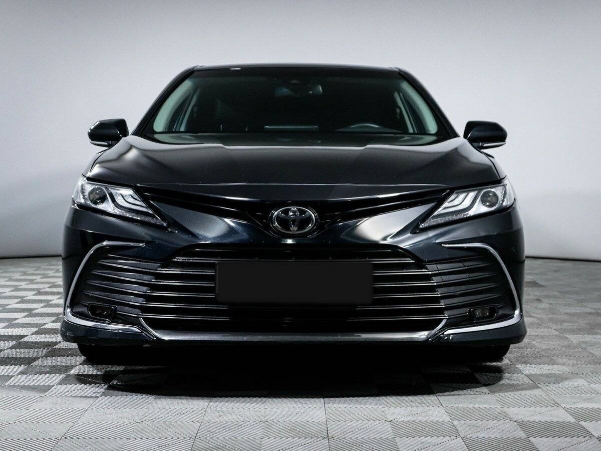 Toyota Camry, 2023 - 29 596 км. | Фото №2
