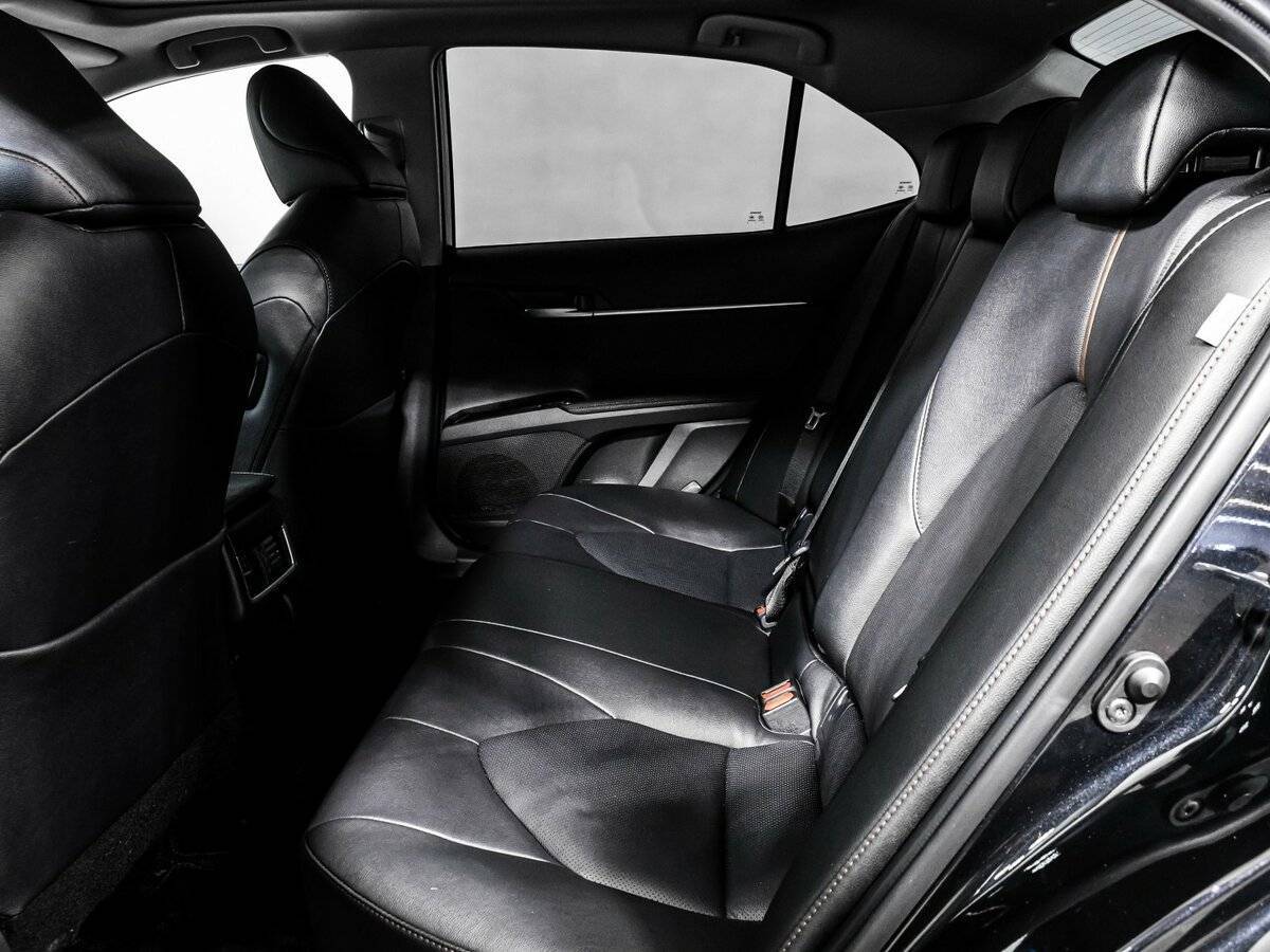 Toyota Camry, 2023 Фото №14