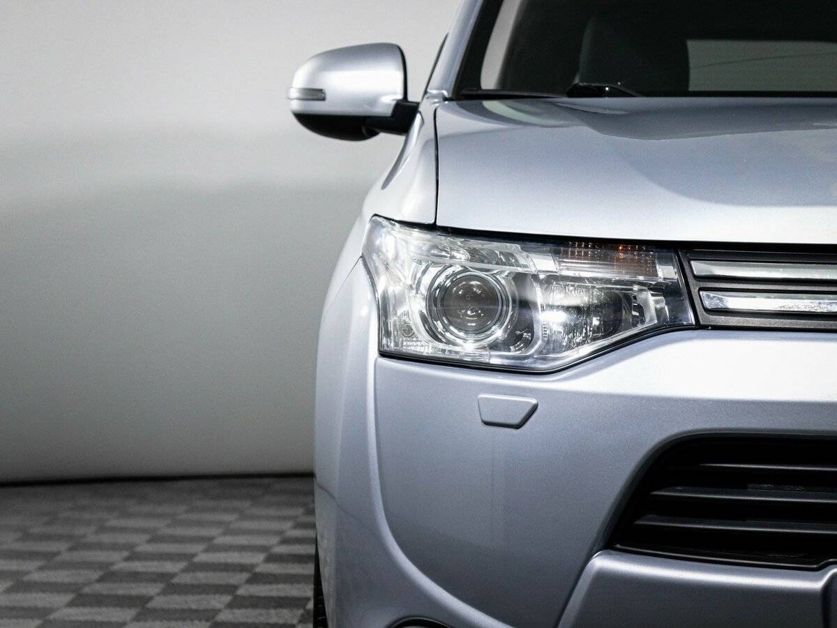 Mitsubishi Outlander, 2012 Фото №16