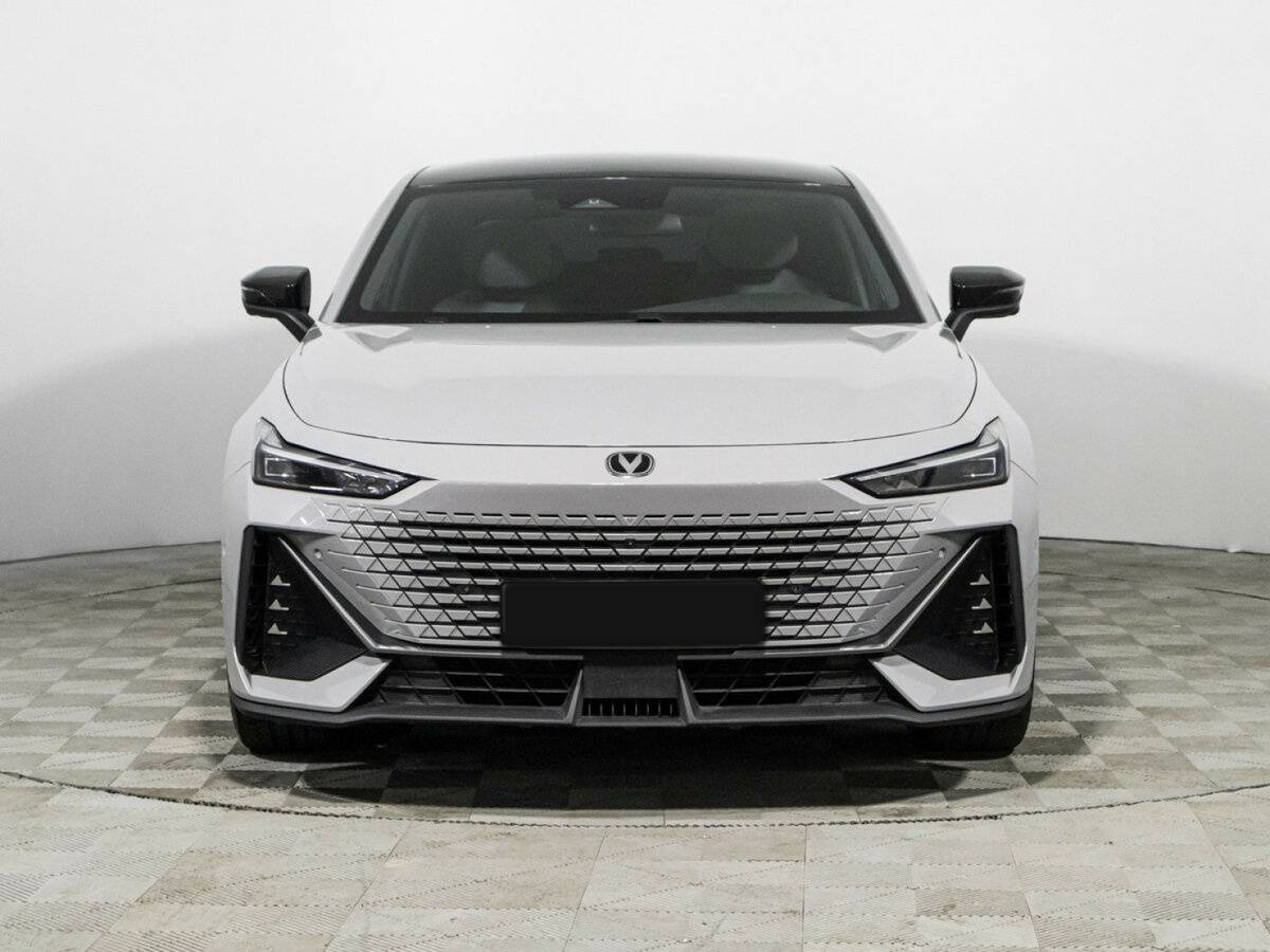 Changan UNI-V, 2023 - 30 000 км. | Фото №2