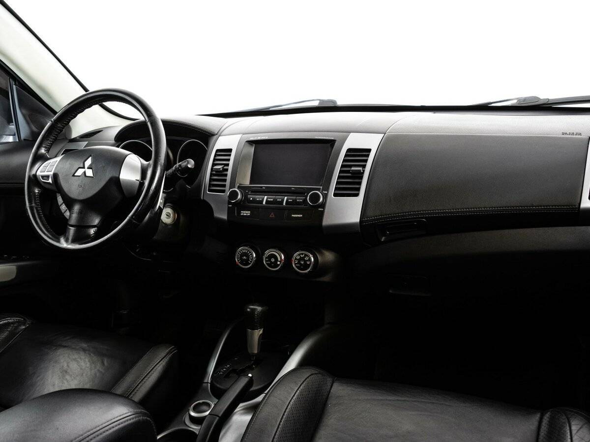 Mitsubishi Outlander, 2010 Фото №9