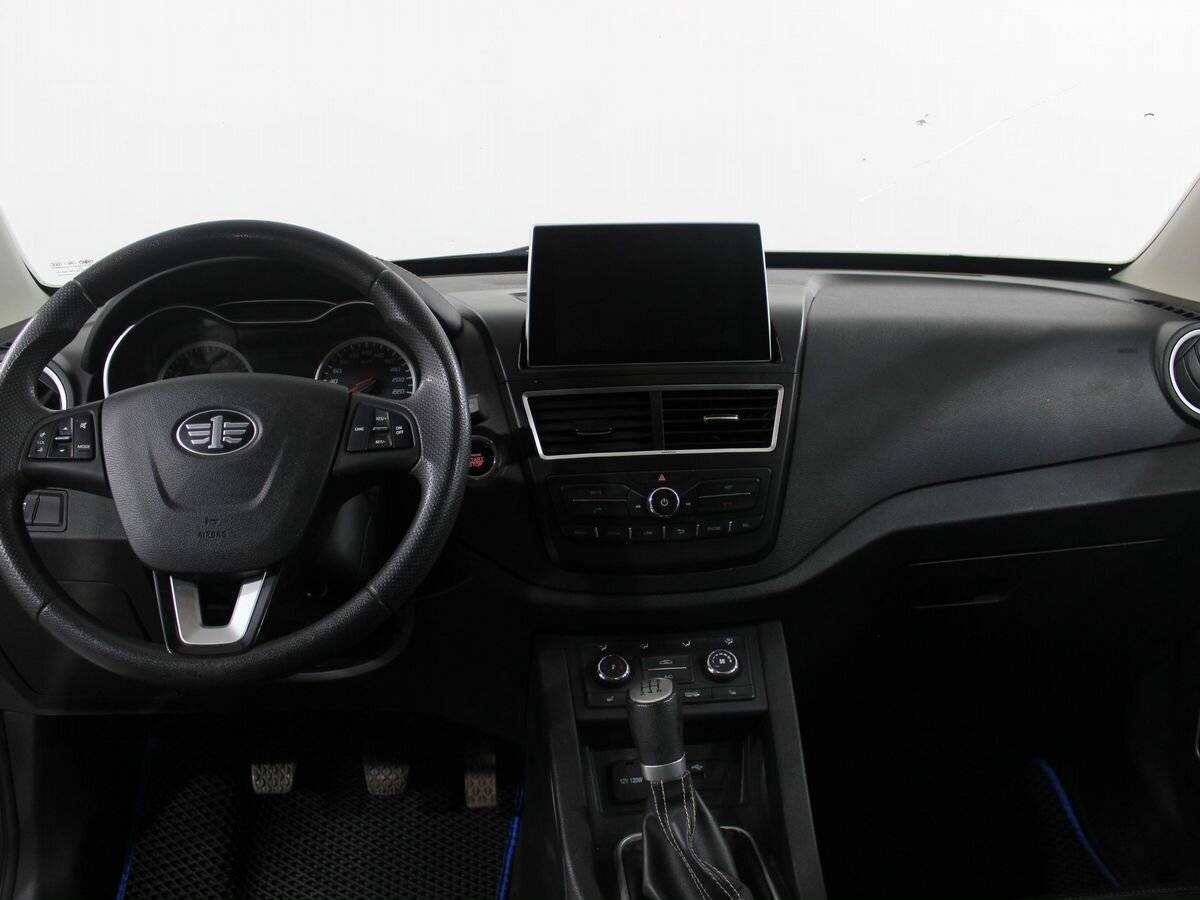 FAW Besturn X40, 2019 Фото №11