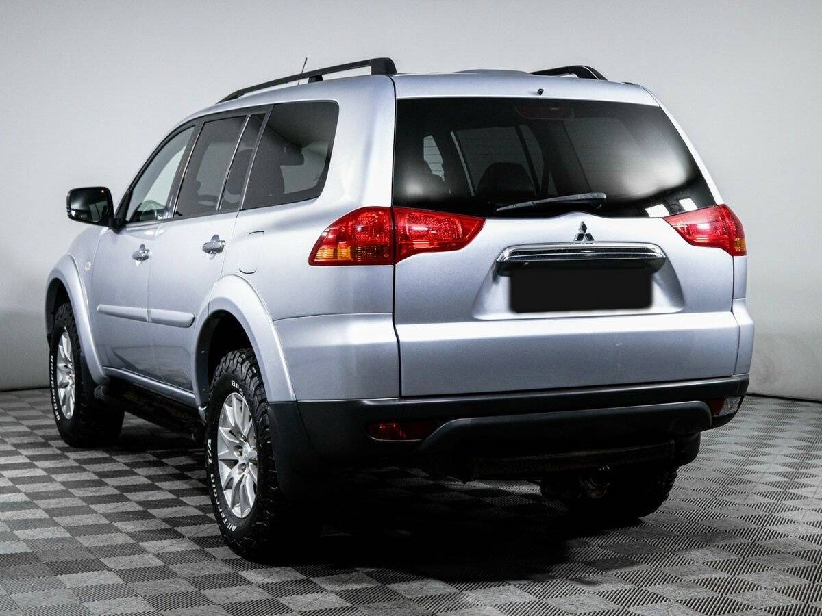 Mitsubishi Pajero Sport, 2013 Фото №7