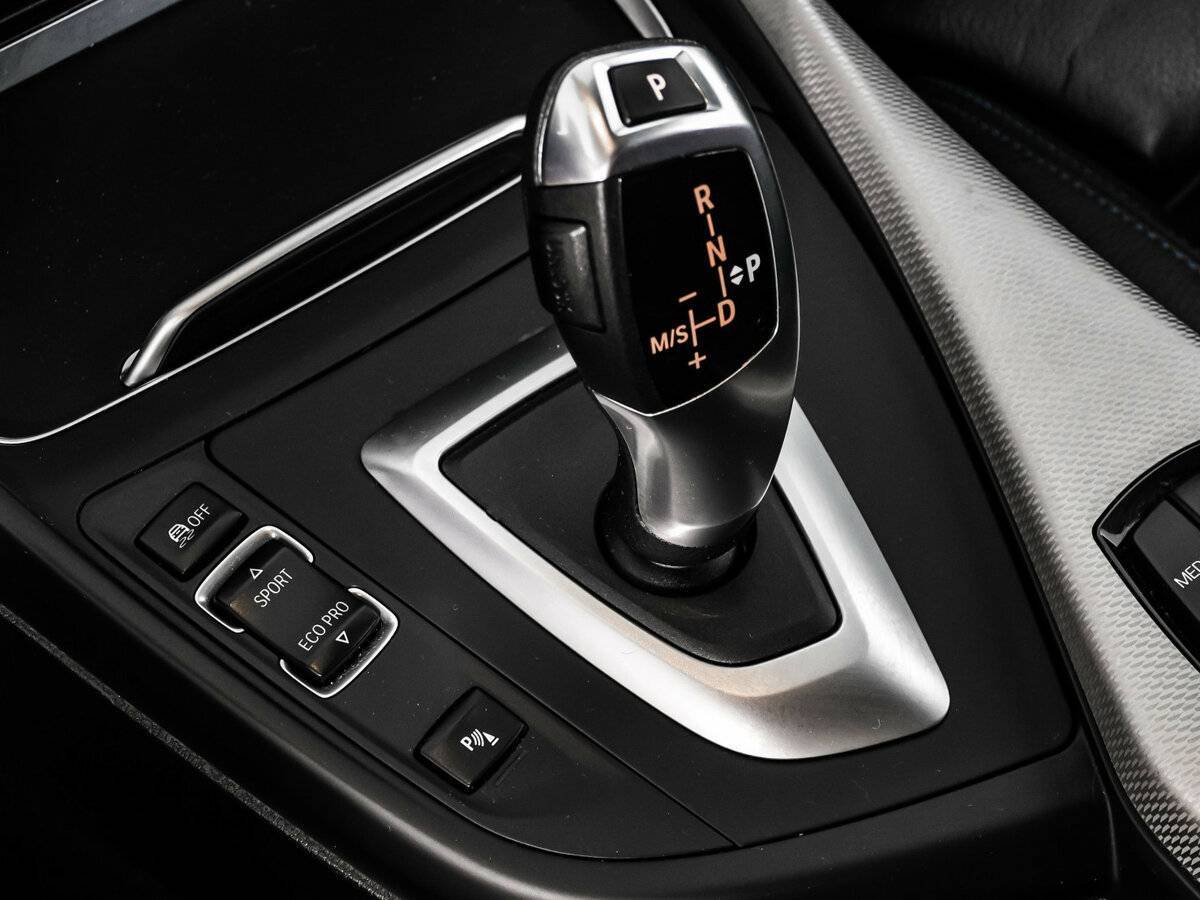 BMW 1 серии 118i, 2018 Фото №16