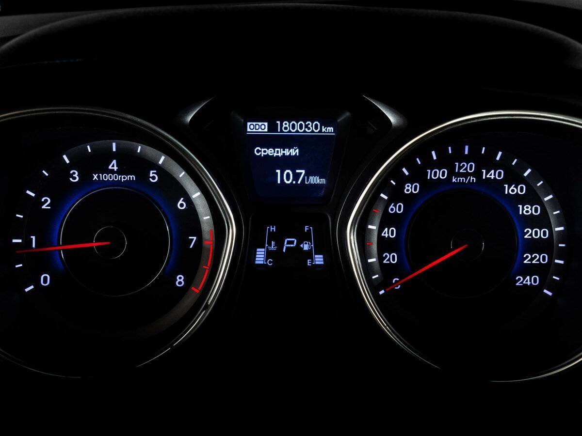 Hyundai Elantra, 2011 Фото №16