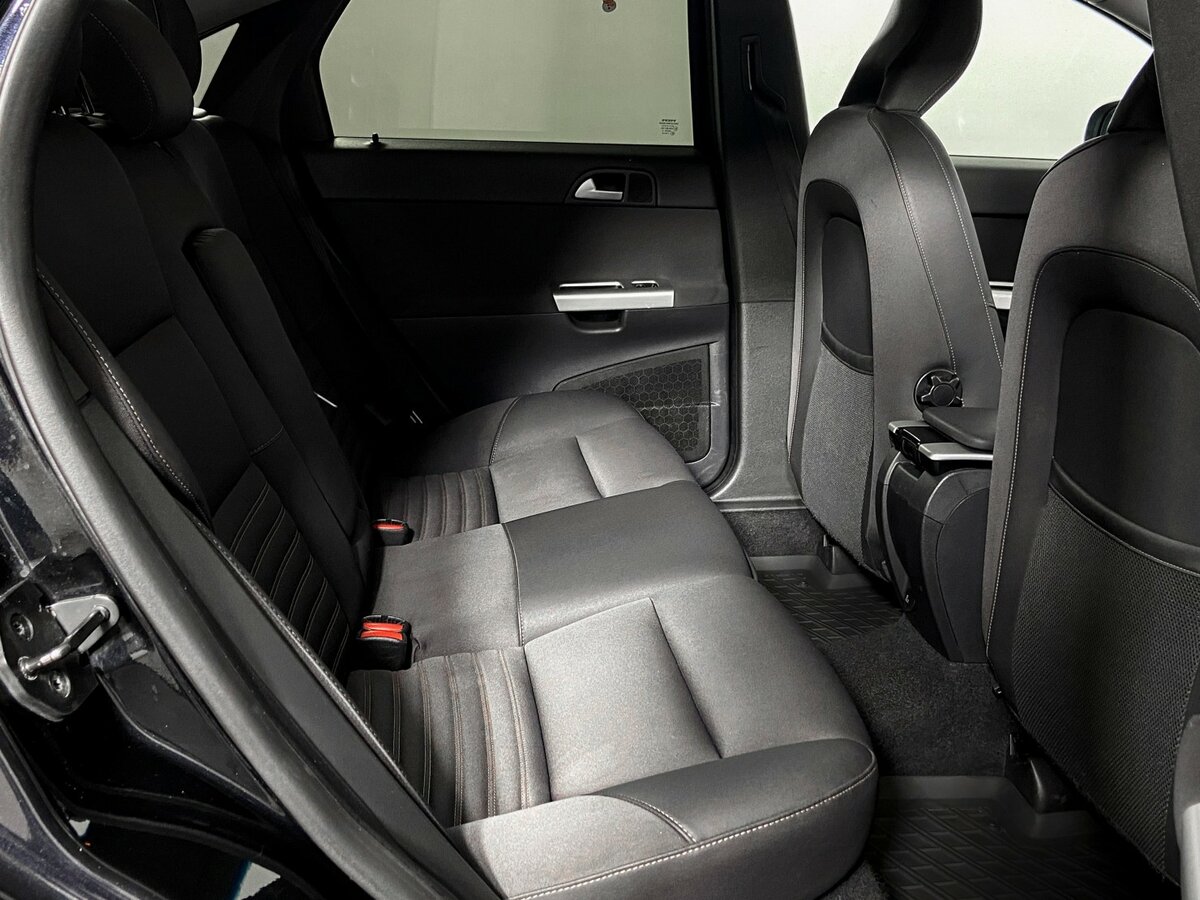 Volvo S40 II Рестайлинг, 2010 Фото №10