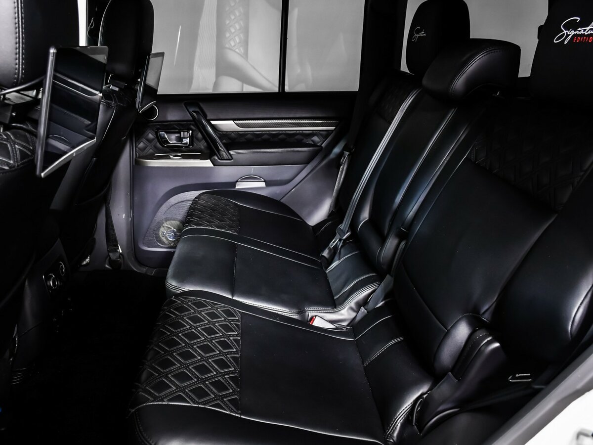 Mitsubishi Pajero IV Рестайлинг 2, 2019 Фото №10