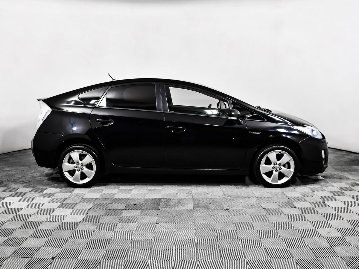 Toyota Prius III (XW30), 2010 - 187 000 км. | Фото №4