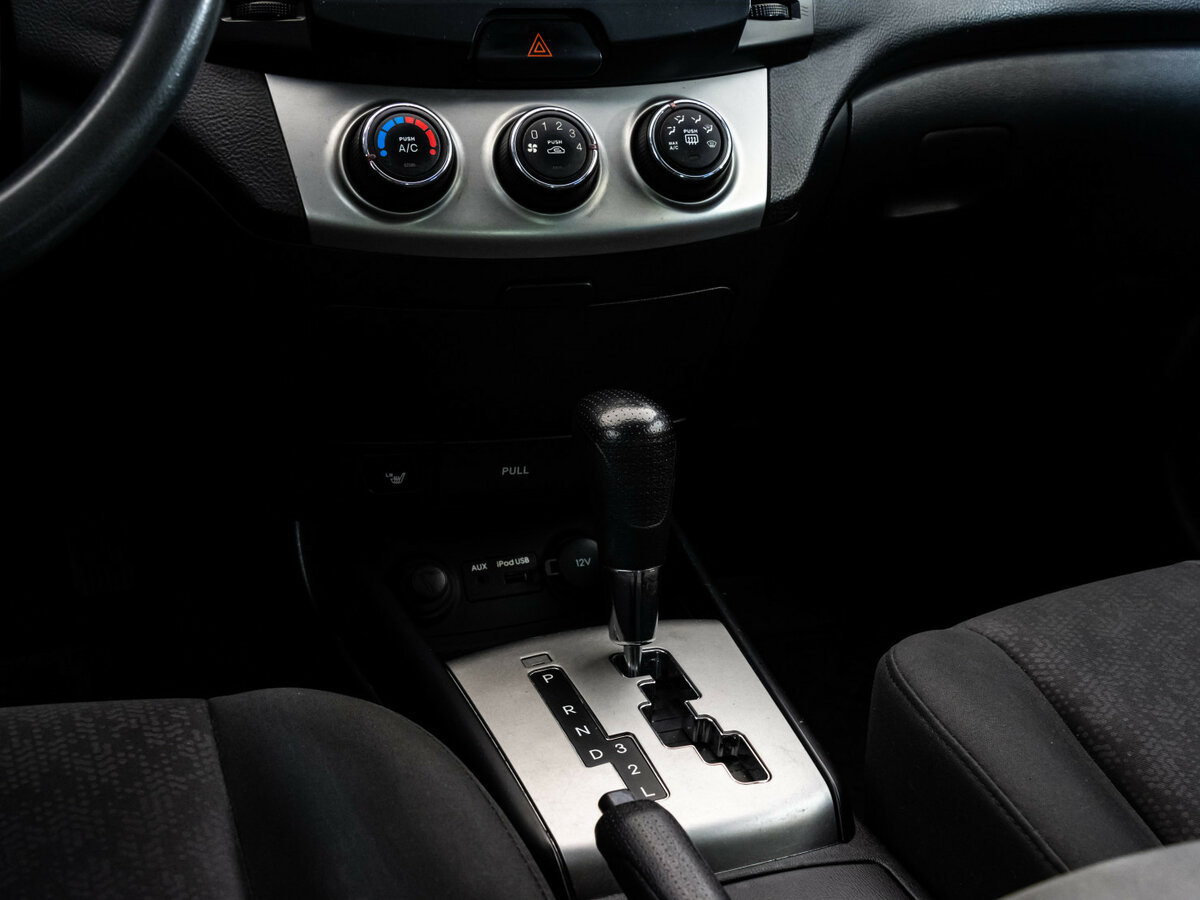 Hyundai Elantra IV (HD), 2010 Фото №9