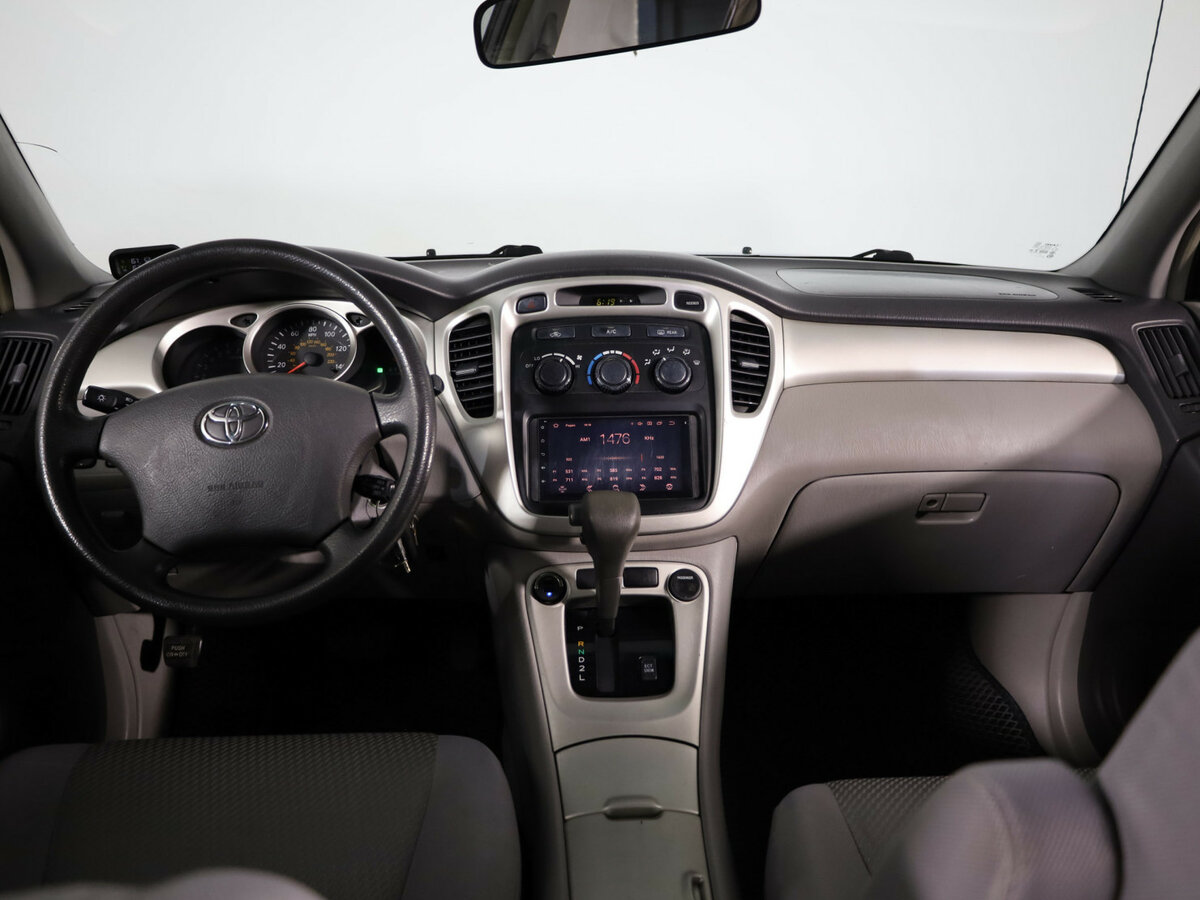 Toyota Highlander I (U20) Рестайлинг, 2003 Фото №9