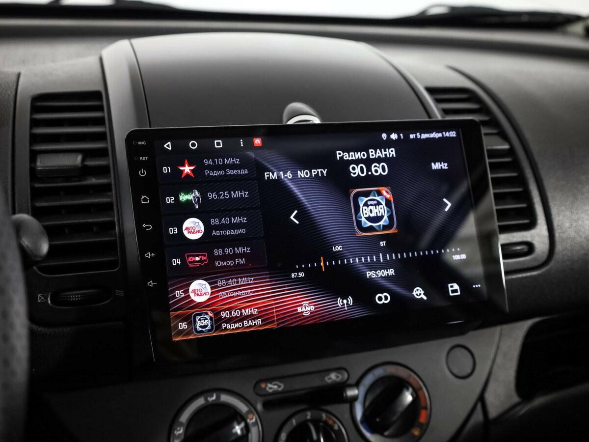 Nissan Note I Рестайлинг, 2010 Фото №13