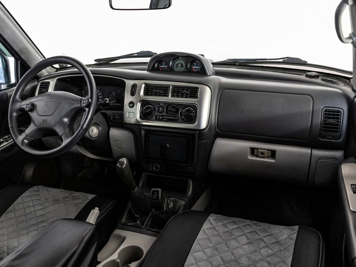 Mitsubishi Pajero Sport I Рестайлинг, 2008 Фото №7