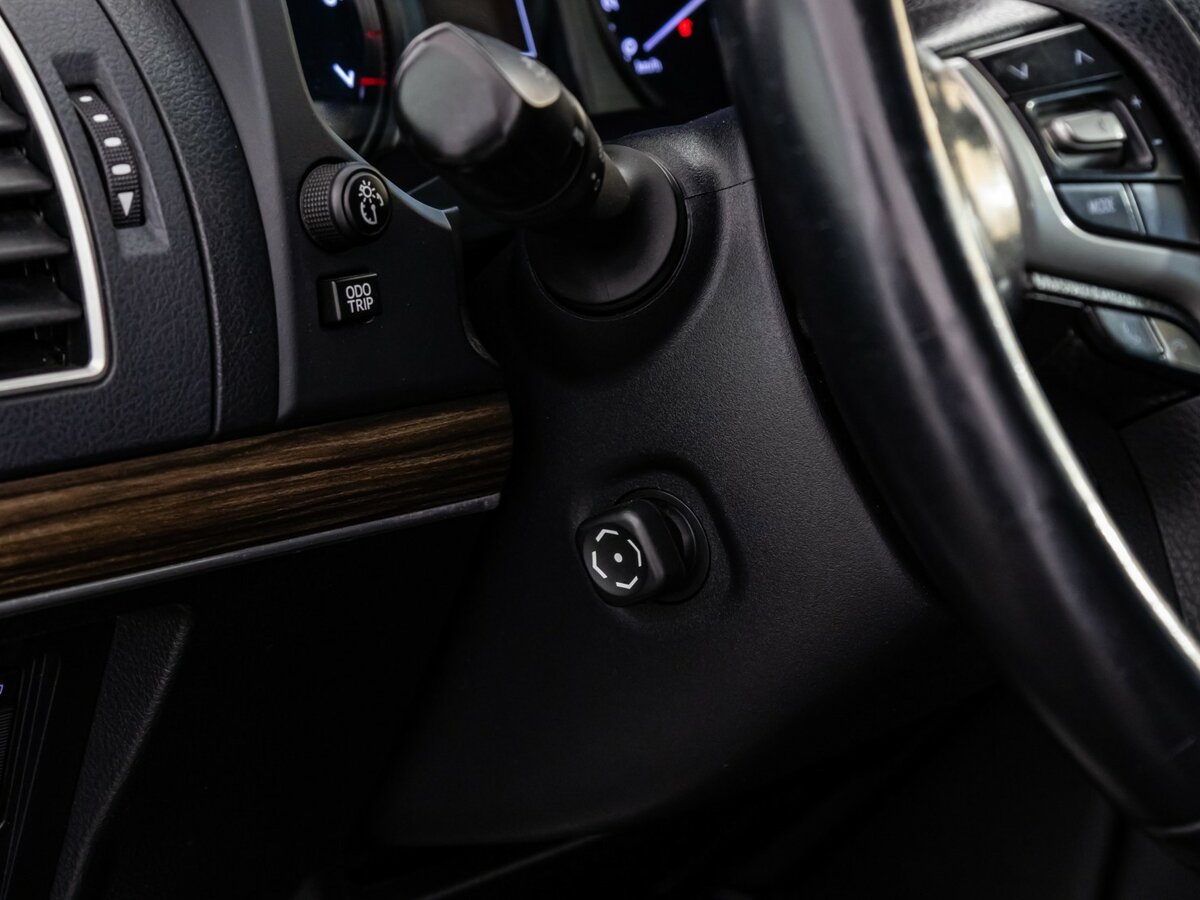 Toyota Land Cruiser Prado 150 Series Рестайлинг 2, 2019 Фото №16