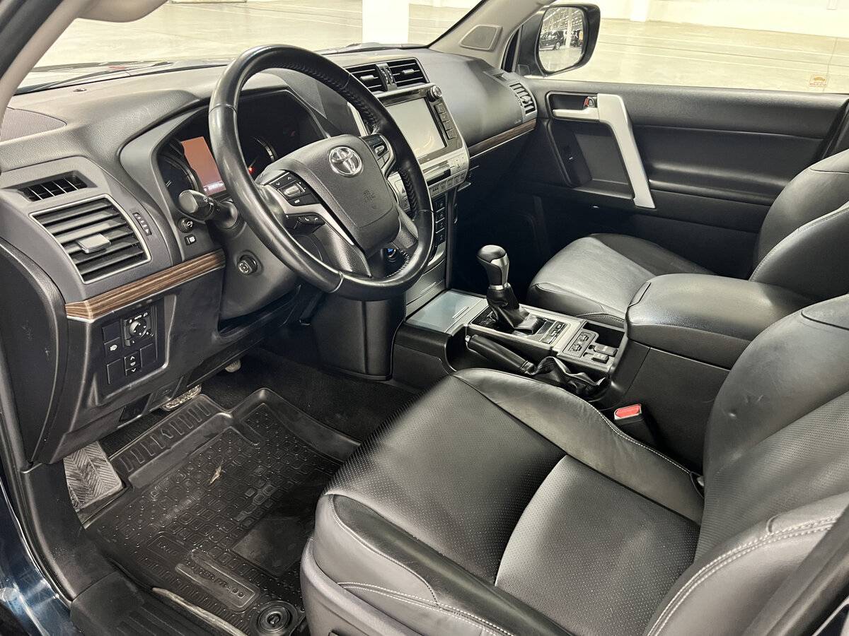 Toyota Land Cruiser Prado 150 Series Рестайлинг 2, 2017 Фото №16