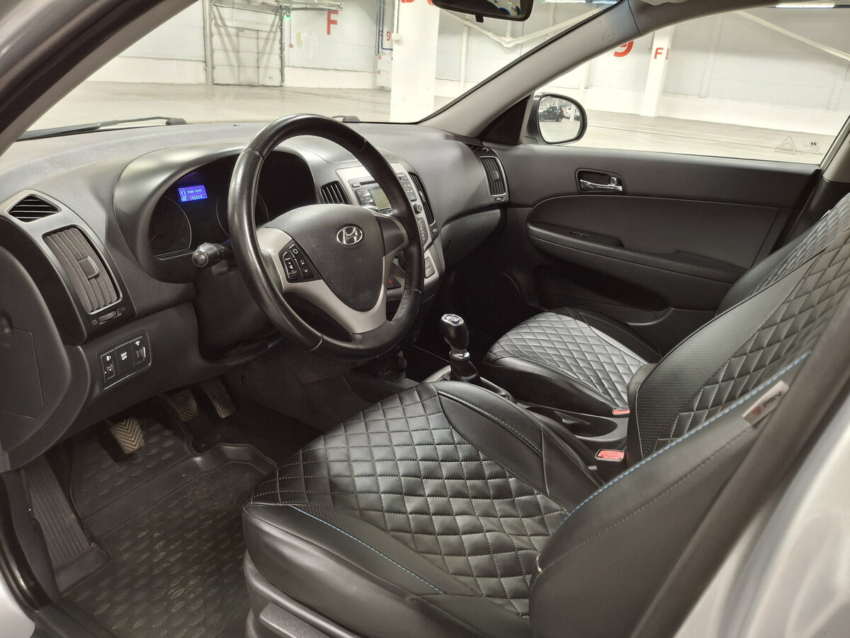 Hyundai i30 I Рестайлинг, 2011 Фото №15