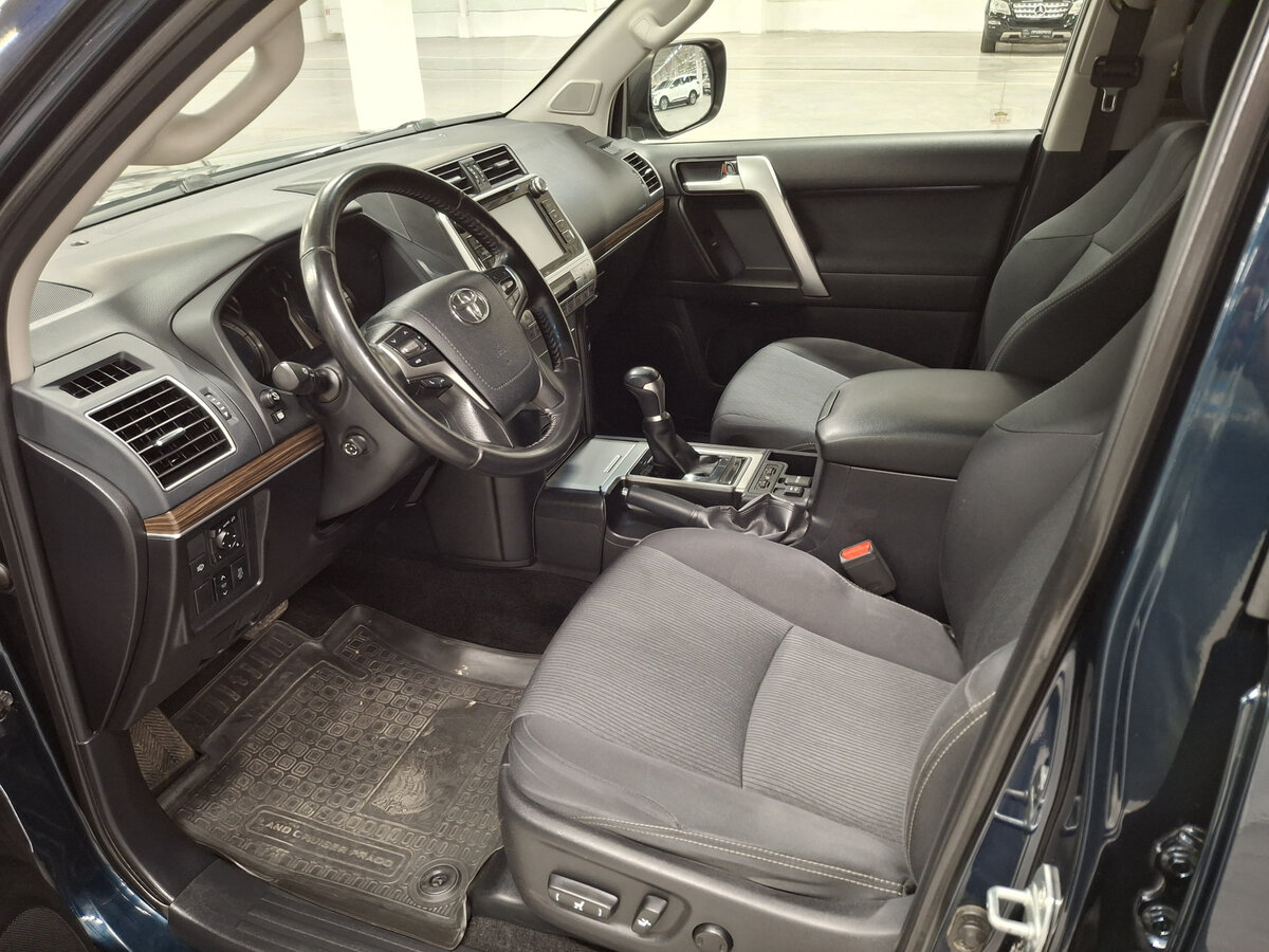 Toyota Land Cruiser Prado 150 Series Рестайлинг 2, 2019 Фото №16