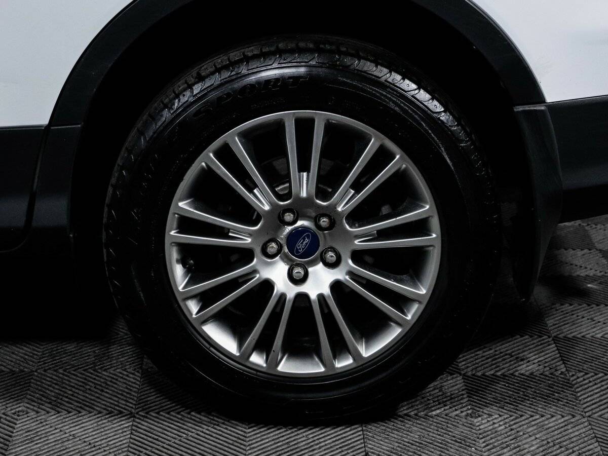 Ford Kuga II, 2014 Фото №13