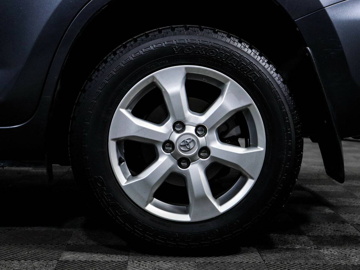 Toyota RAV4 III (XA30) Рестайлинг, 2011 Фото №12