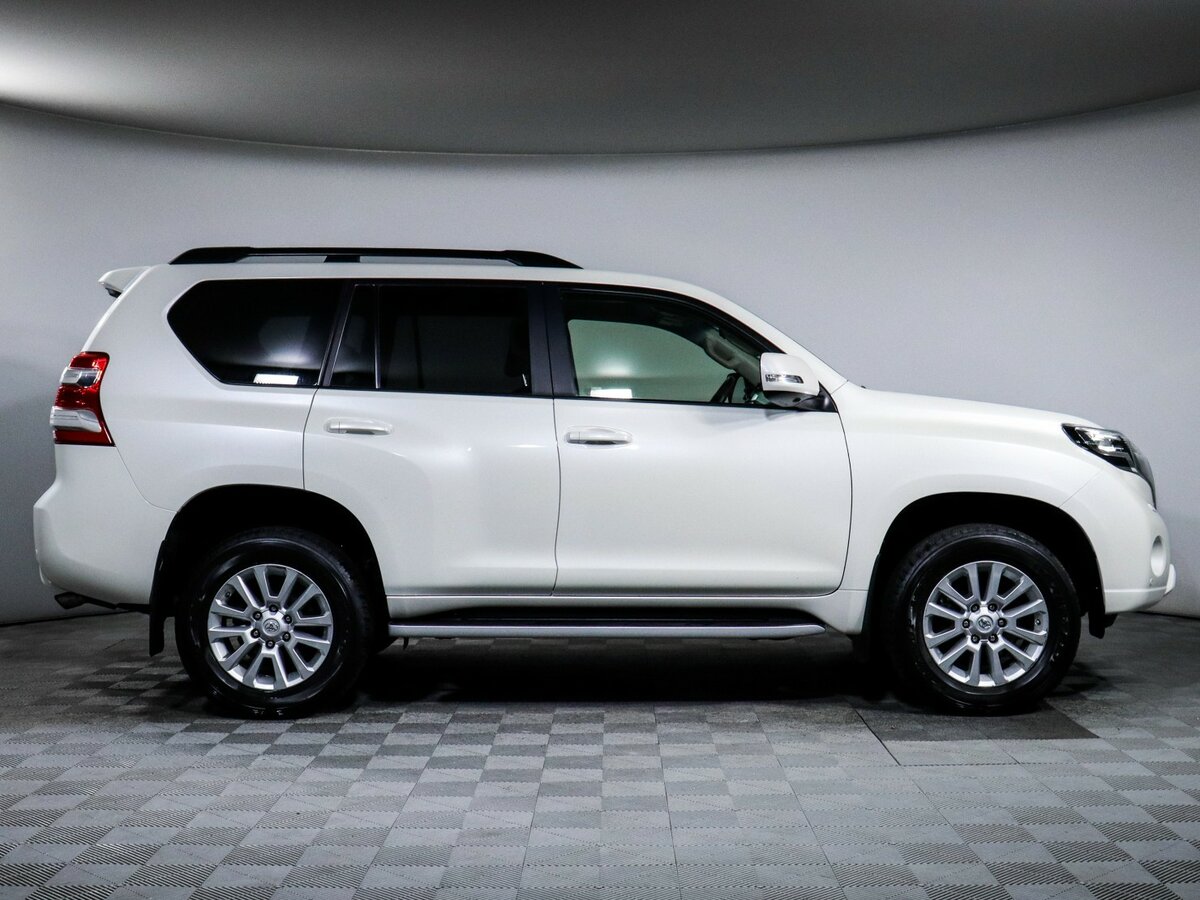 Toyota Land Cruiser Prado 6-speed 150 Series Рестайлинг 1, 2015 - 73 968 км. | Фото №4