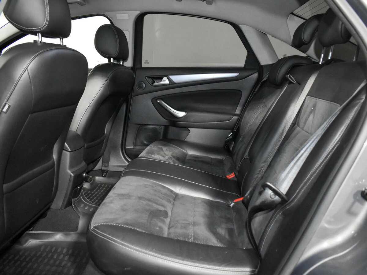 Ford Mondeo IV Рестайлинг, 2011 Фото №9