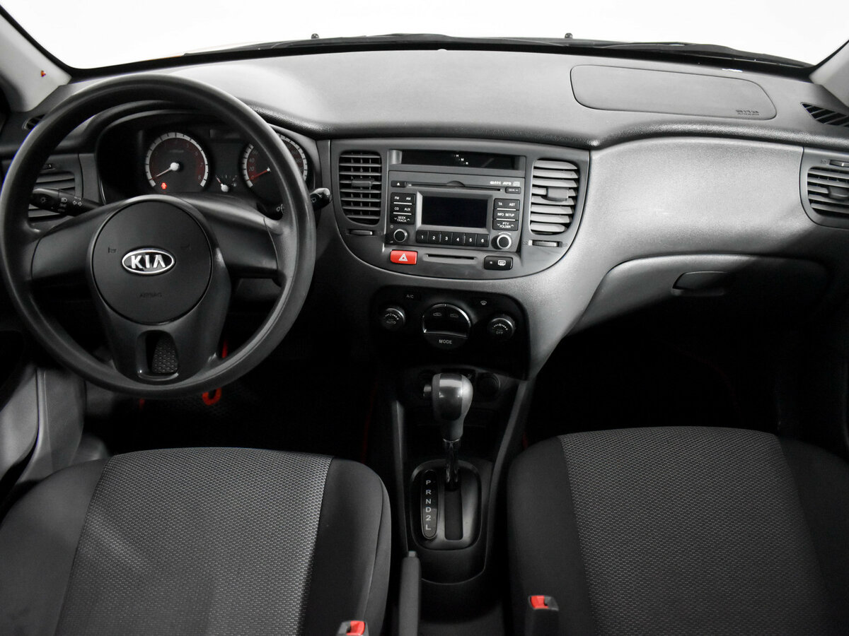 Kia Rio II Рестайлинг, 2011 Фото №12