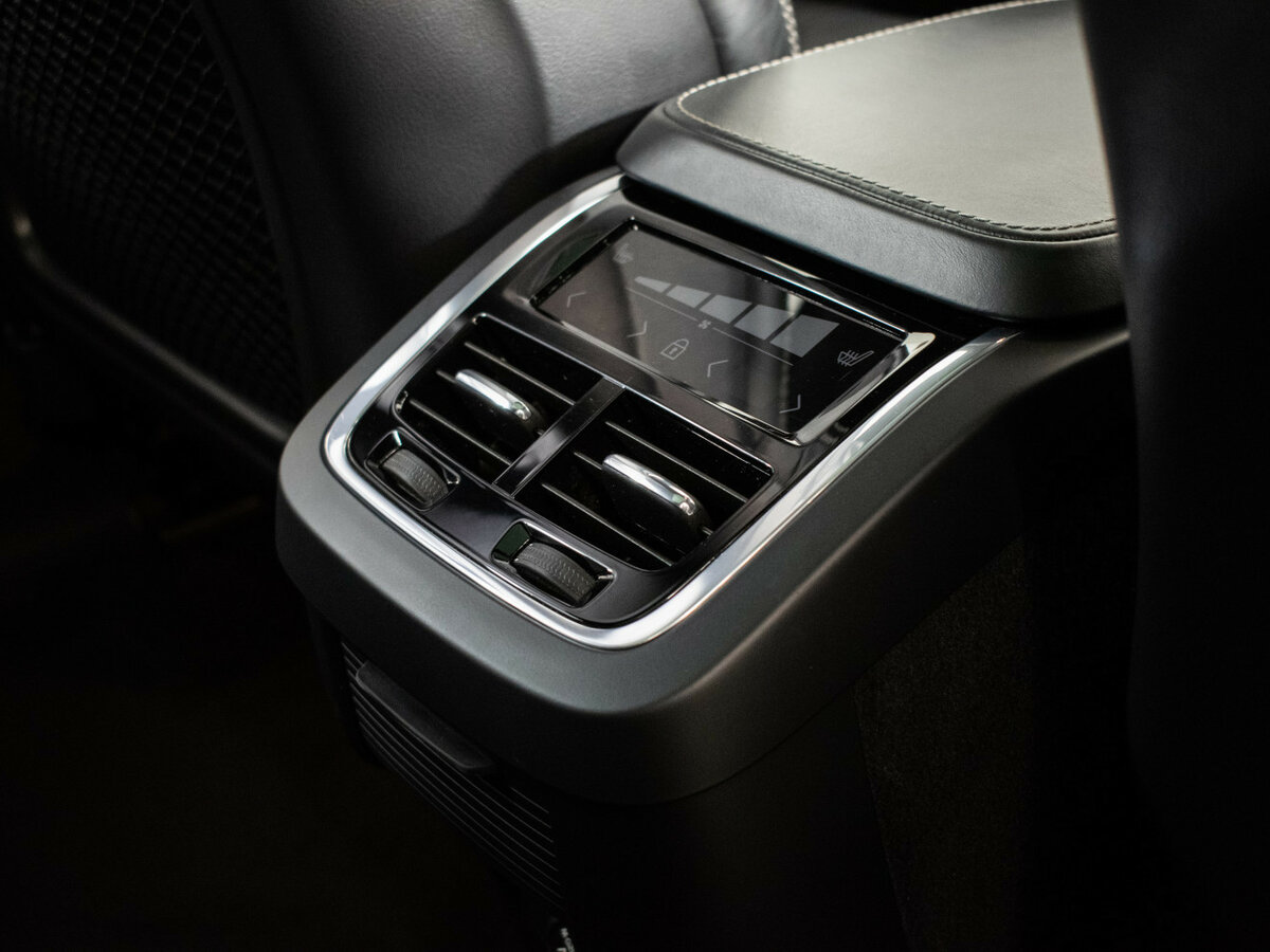 Volvo XC90 II, 2019 Фото №14