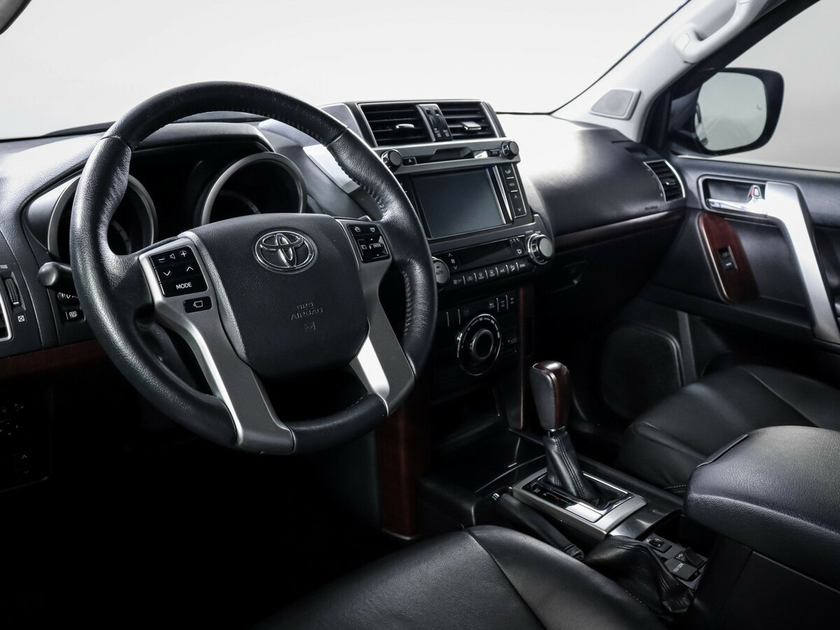 Toyota Land Cruiser Prado 6-speed 150 Series Рестайлинг 1, 2015 Фото №10