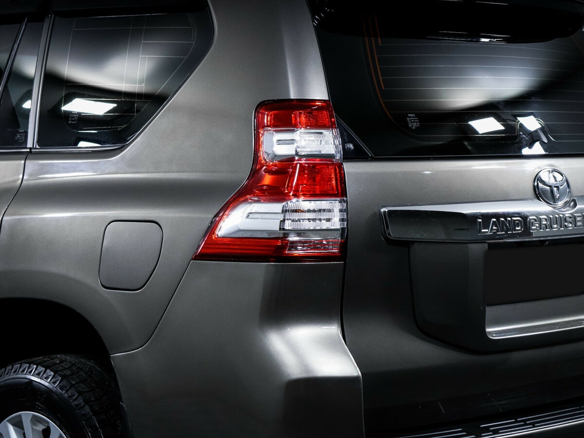 Toyota Land Cruiser Prado 6-speed 150 Series Рестайлинг 1, 2015 Фото №14