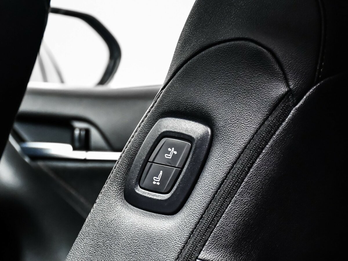 Toyota Camry VIII (XV70) Рестайлинг, 2023 Фото №11