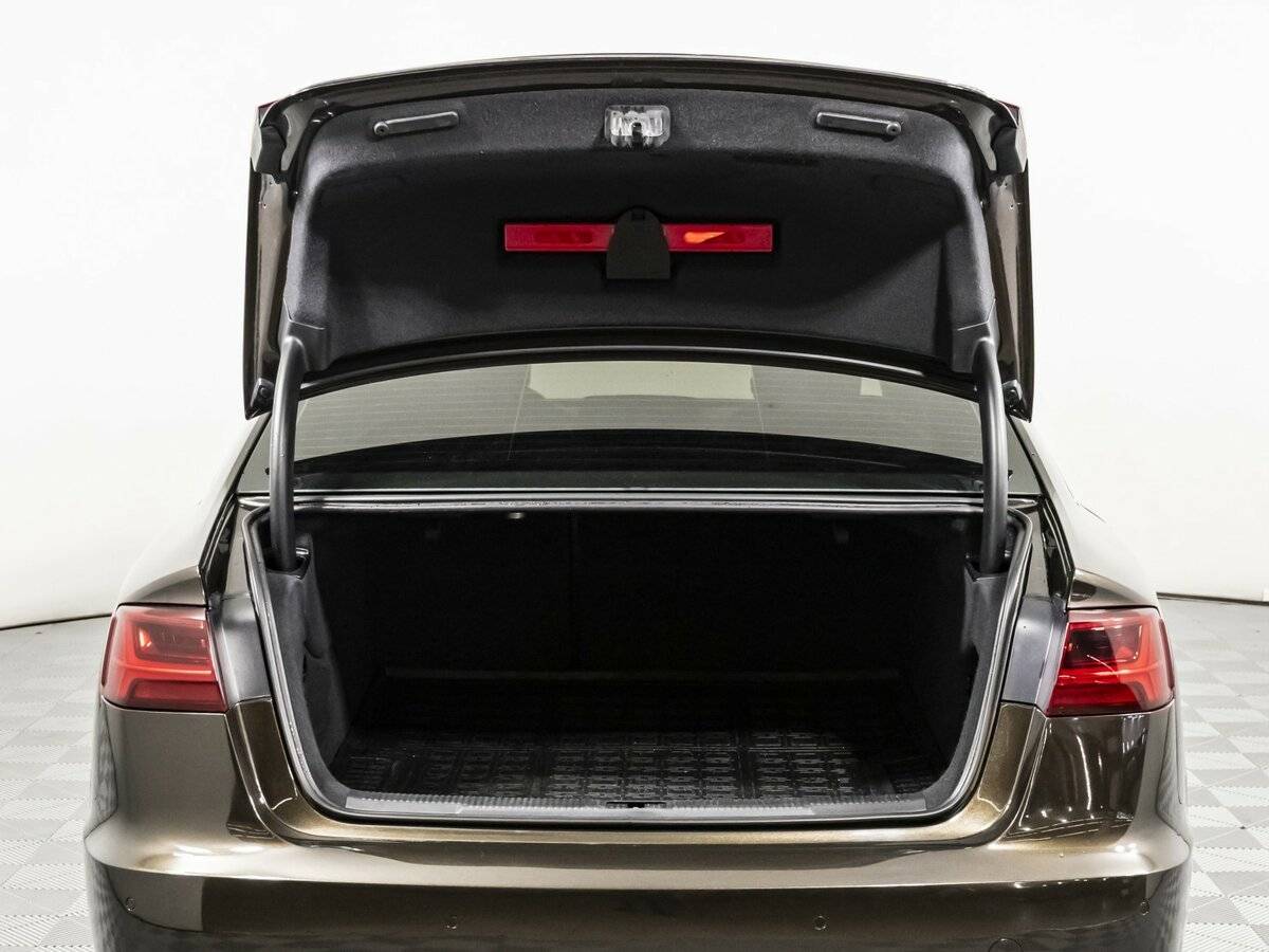 Audi A6 IV (C7) Рестайлинг, 2016 Фото №15