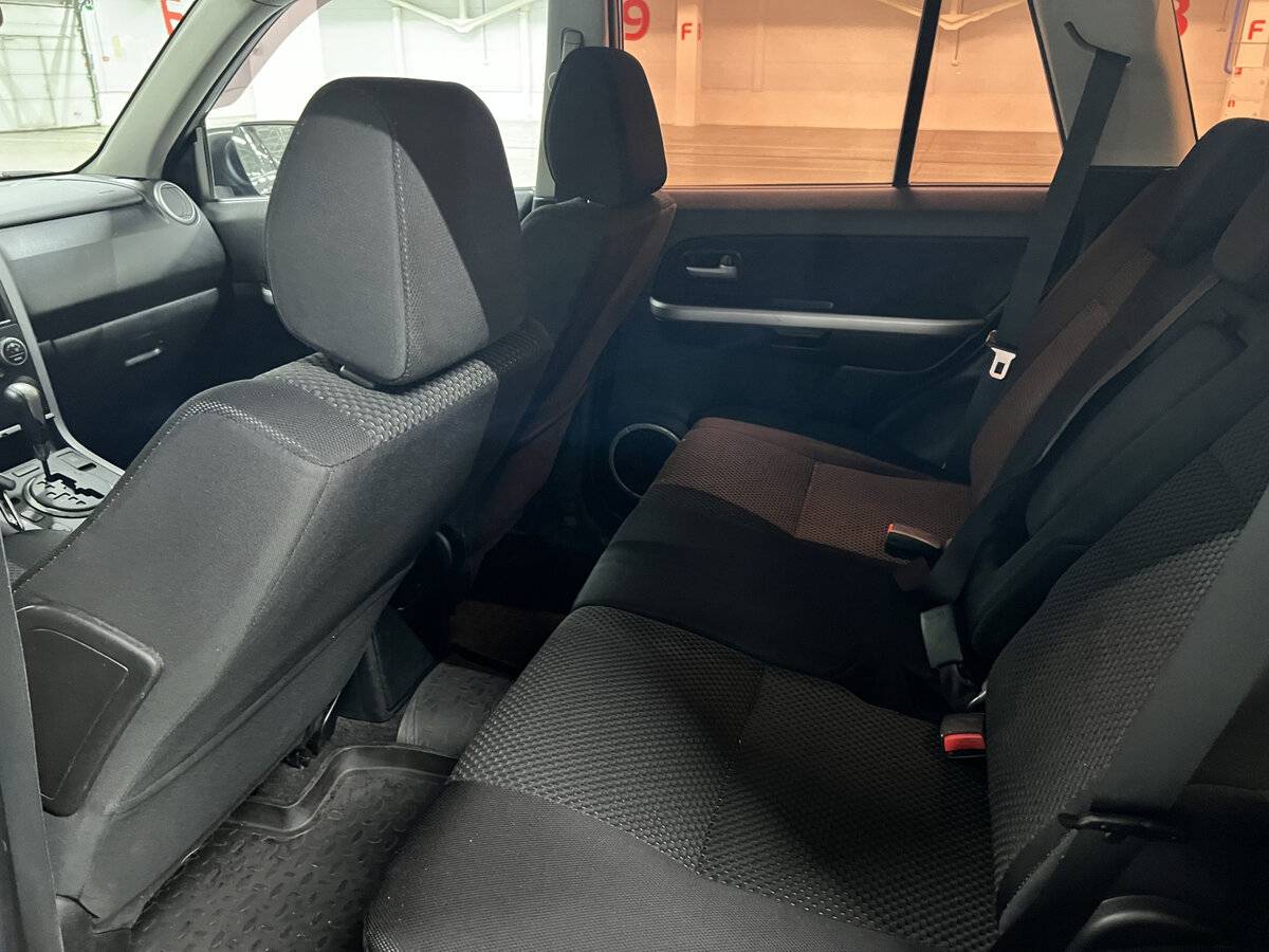 Suzuki Grand Vitara II Рестайлинг, 2010 Фото №12