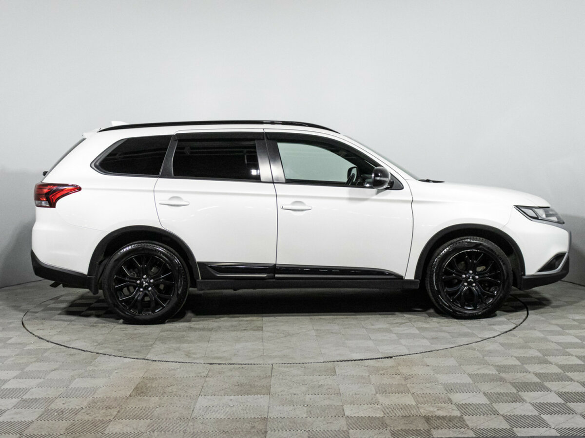 Mitsubishi Outlander III Рестайлинг 3, 2021 - 84 196 км. | Фото №4