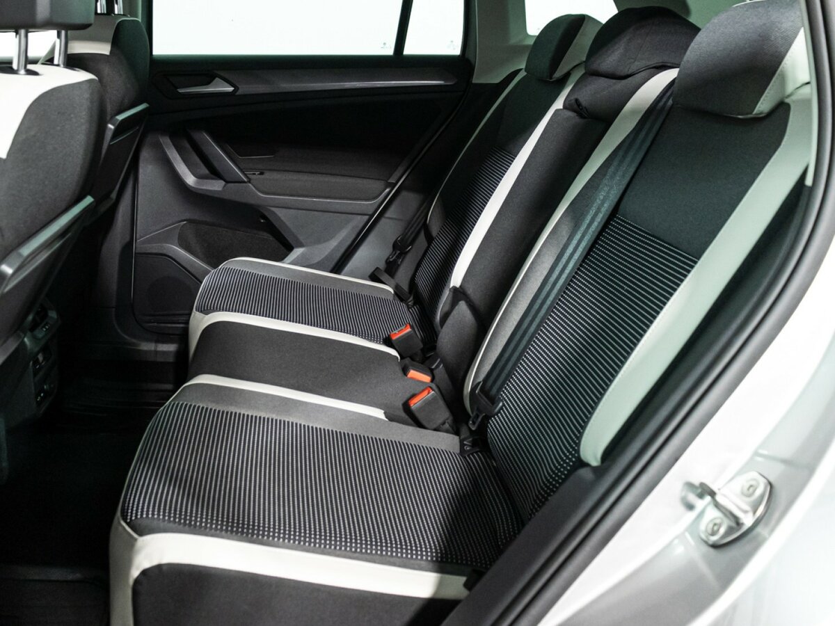 Volkswagen Tiguan II, 2019 - 150 653 км. | Фото №8