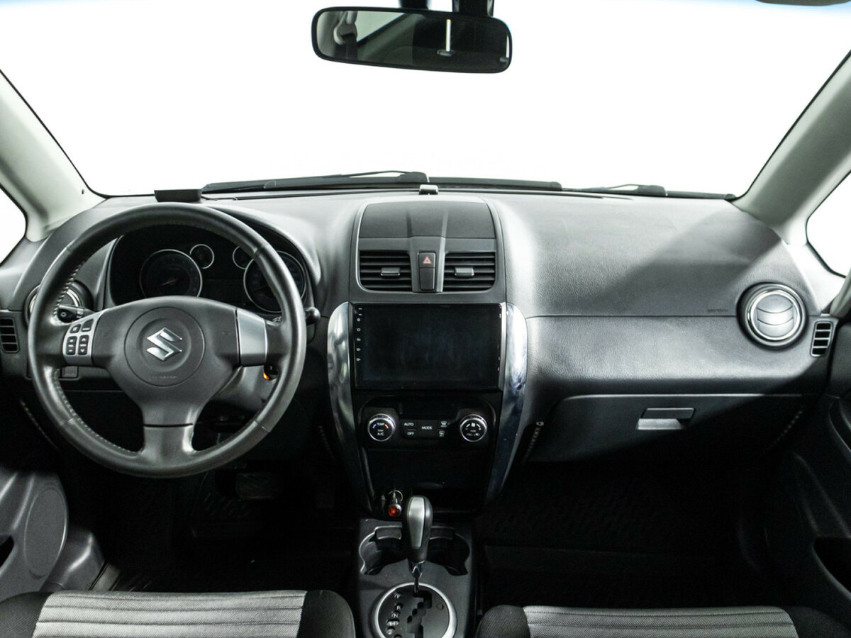 Suzuki SX4 I (Classic) Рестайлинг, 2010 Фото №13