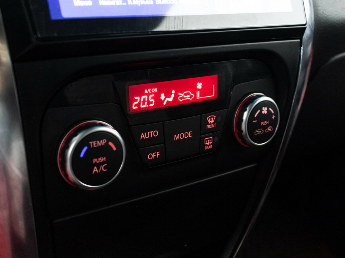 Suzuki SX4 I (Classic) Рестайлинг, 2010 Фото №16