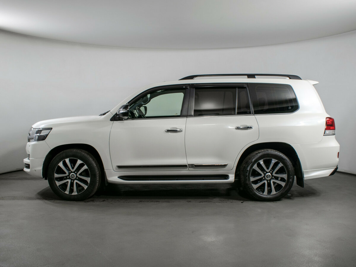 Toyota Land Cruiser 200 Series Рестайлинг 2, 2017 - 82 346 км. | Фото №8
