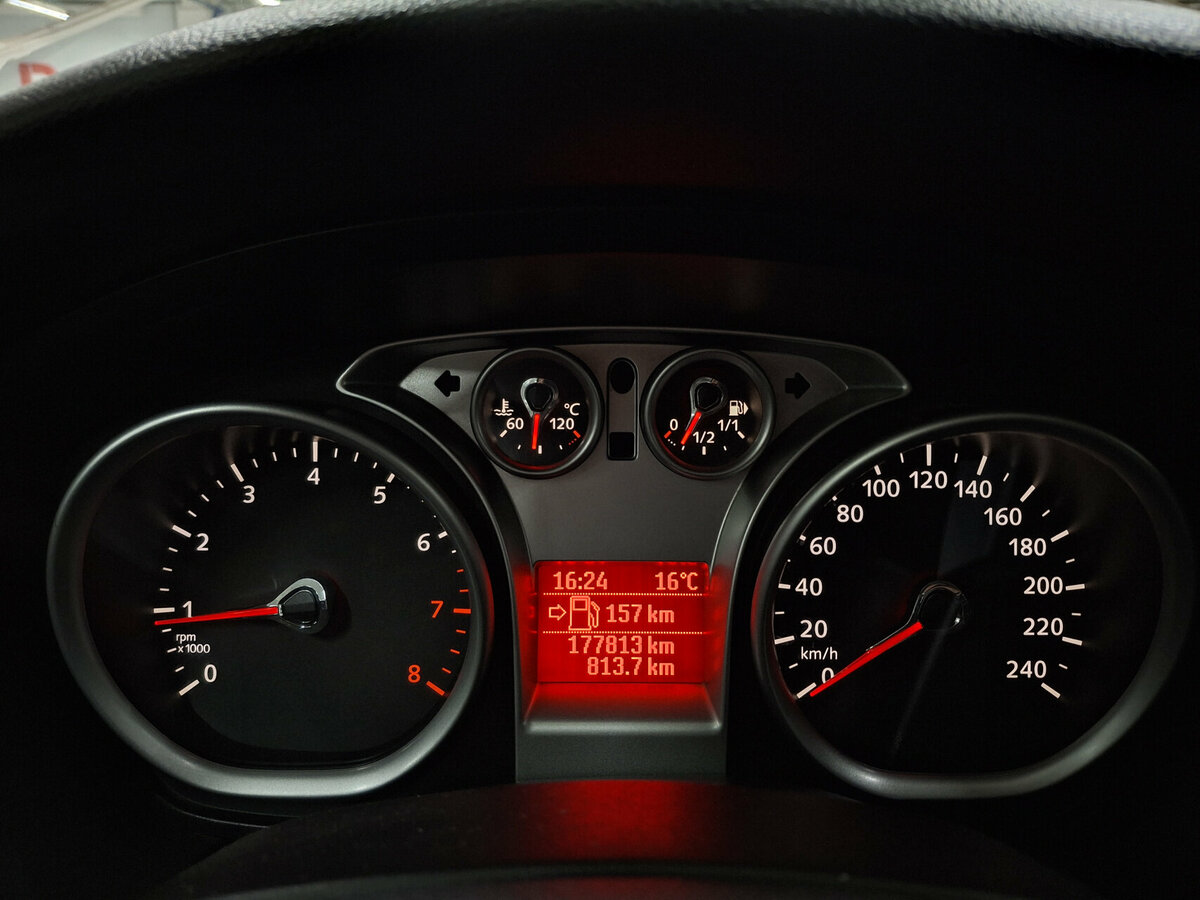 Ford Focus II Рестайлинг, 2008 Фото №13