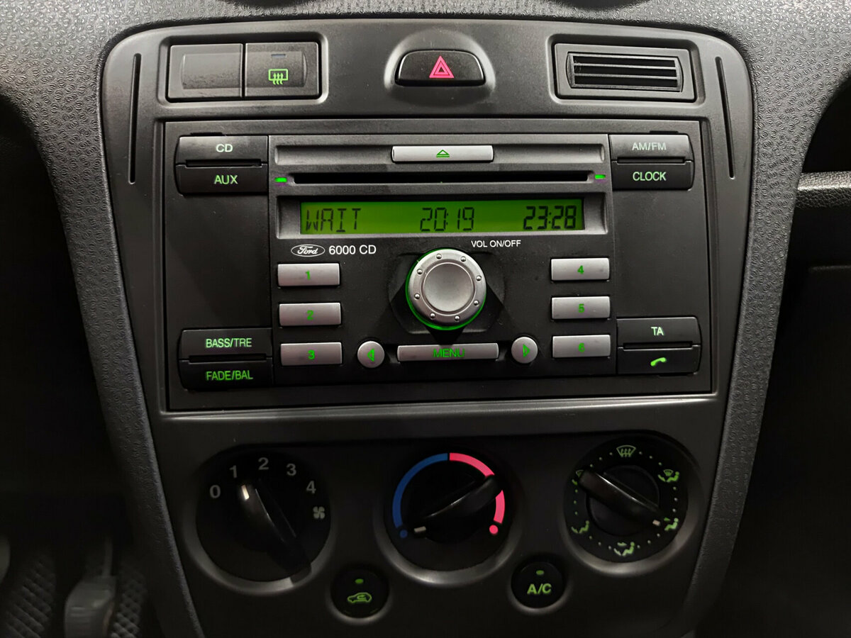 Ford Fusion I Рестайлинг, 2008 Фото №11