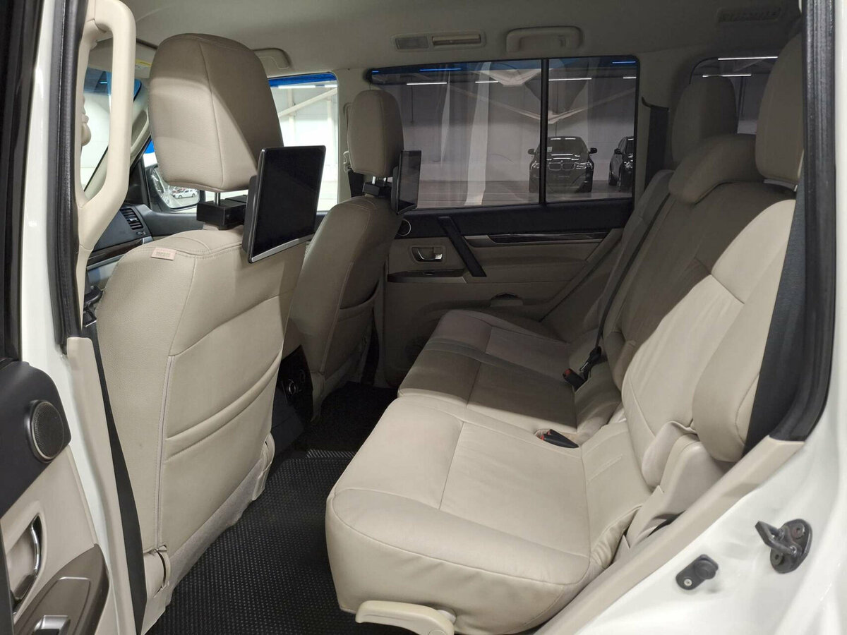 Mitsubishi Pajero IV Рестайлинг 2, 2020 Фото №12