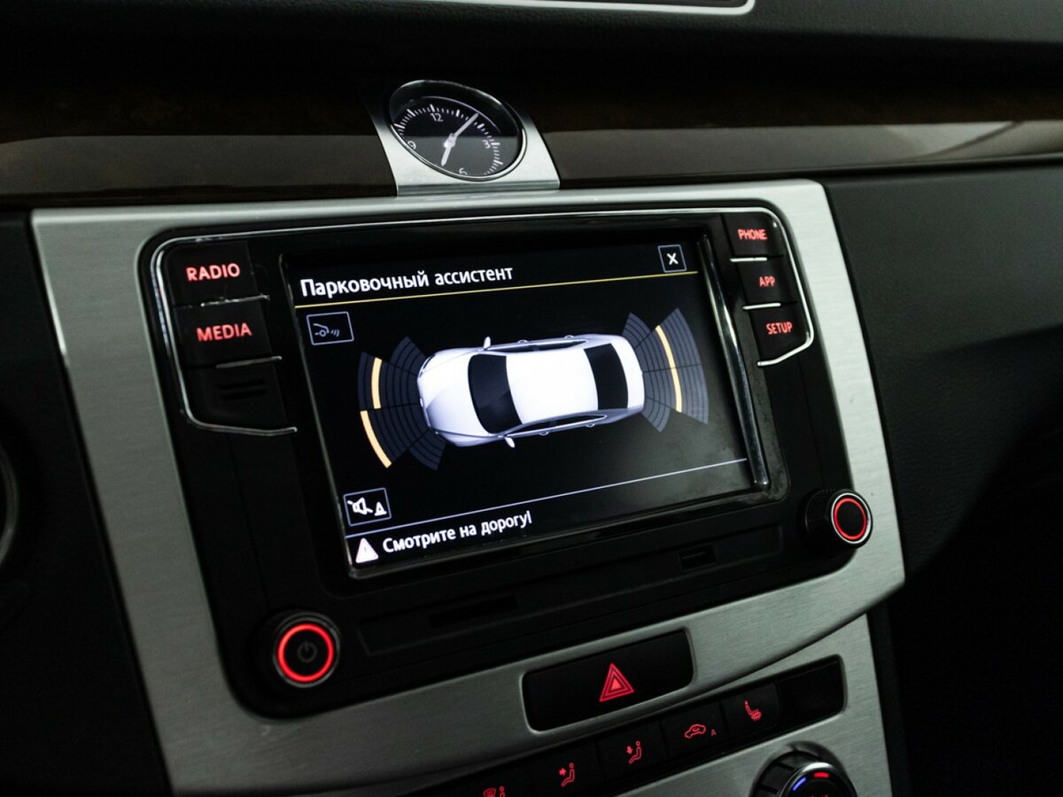 Volkswagen Passat B7, 2011 Фото №15