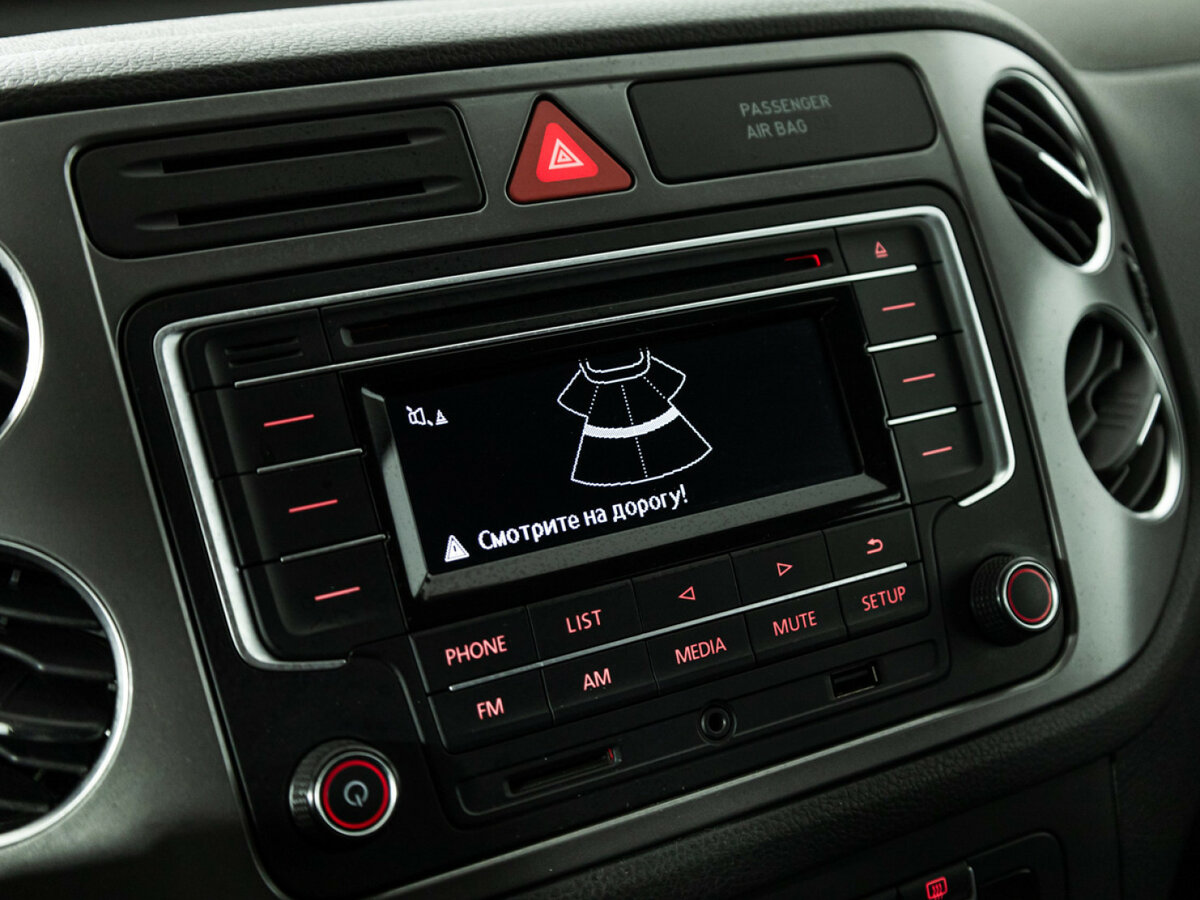 Volkswagen Tiguan I, 2011 Фото №15