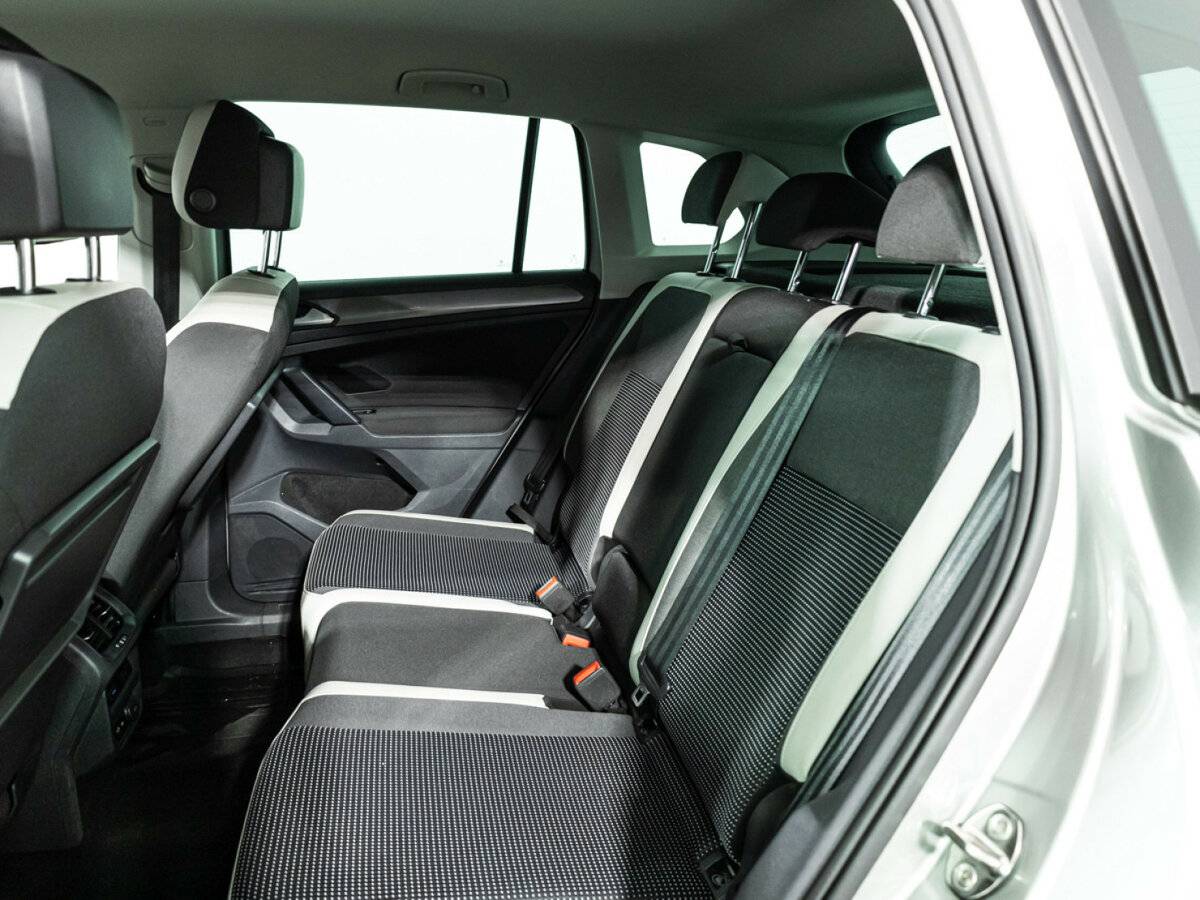 Volkswagen Tiguan II, 2019 Фото №10