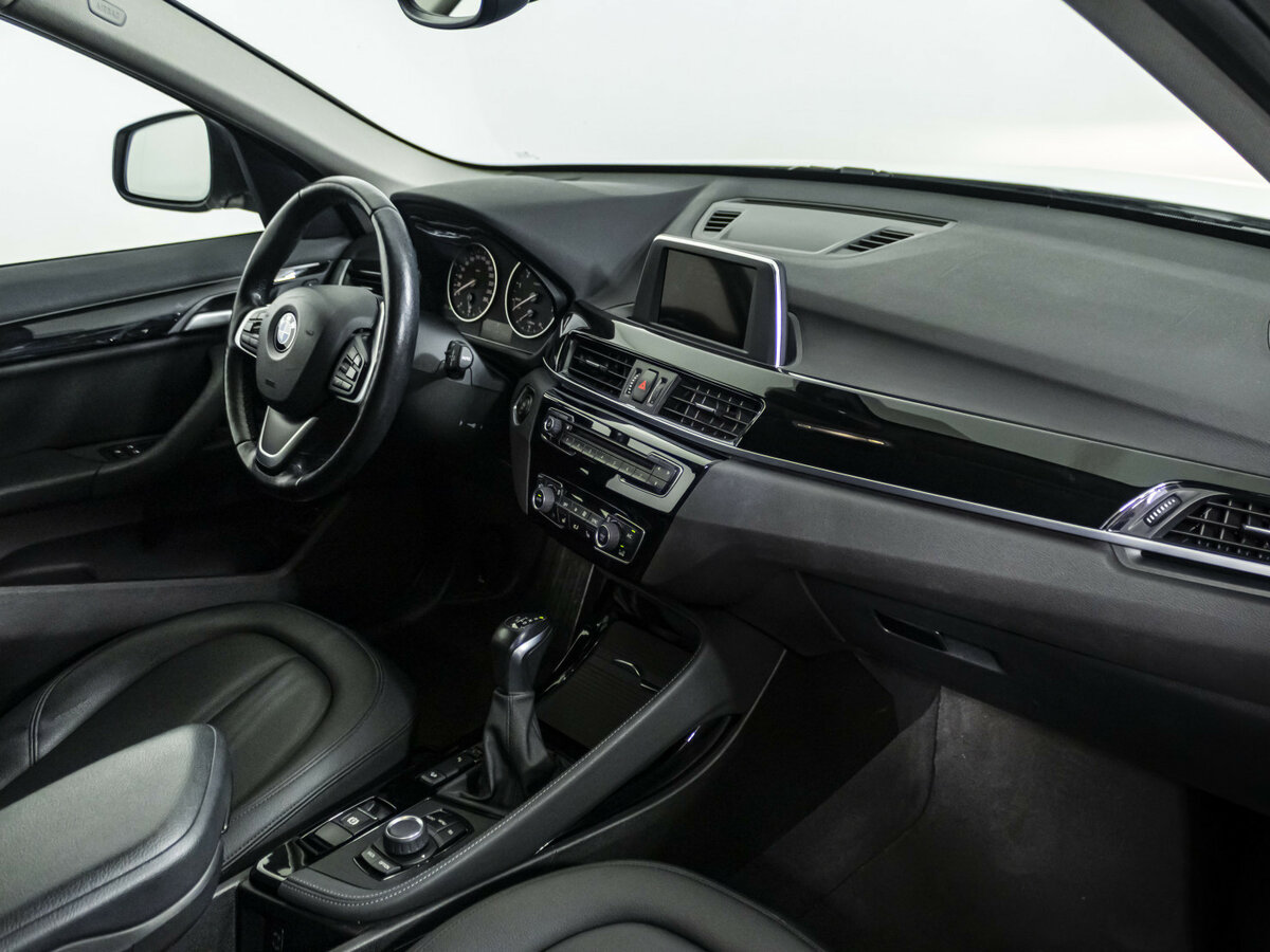 BMW X1 20i xDrive II (F48), 2016 Фото №7
