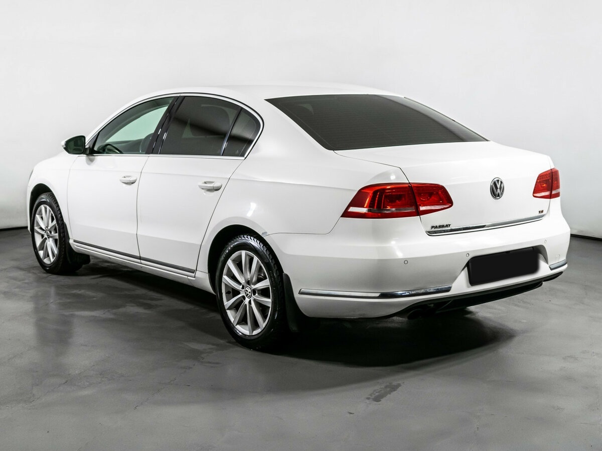 Volkswagen Passat B7, 2011 - 228 192 км. | Фото №7