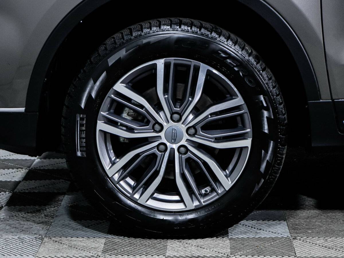 Geely Atlas Pro, 2023 Фото №15