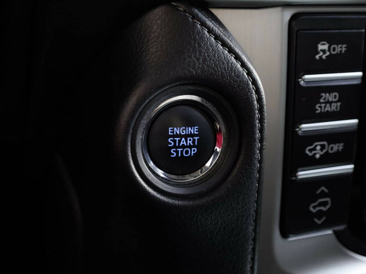 Toyota Land Cruiser Prado 150 Series Рестайлинг 2, 2018 Фото №16