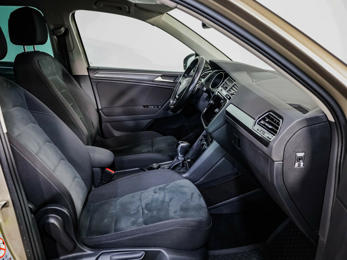 Volkswagen Tiguan II, 2020 Фото №25