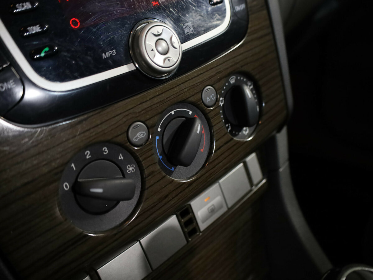 Ford Focus II Рестайлинг, 2009 Фото №12